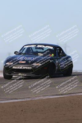 media/Oct-26-2025-CalClub SCCA (Sun) [[8ce1e69566]]/Group 5/Grapevine/